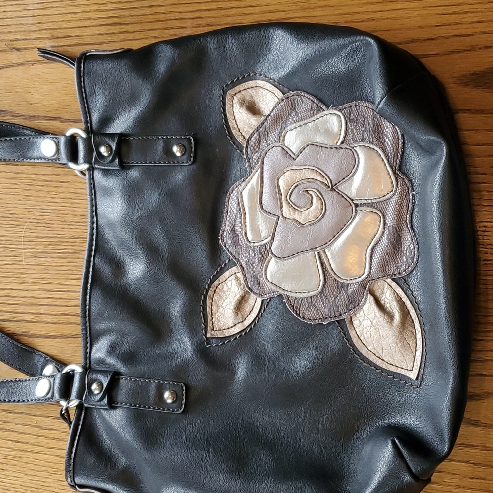 Relic Purse